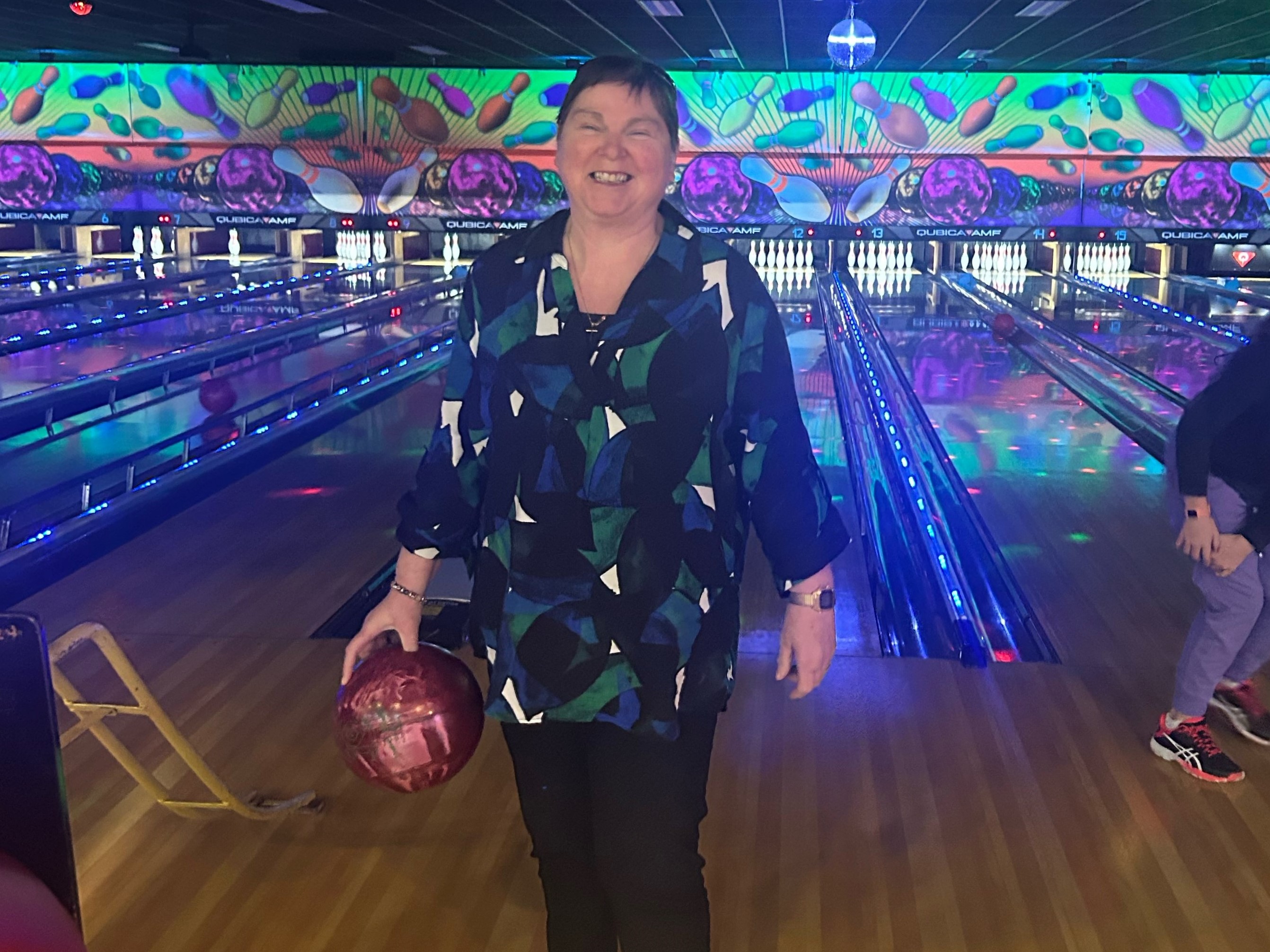 Bowling Ten Pin atDistinctive Options Noweyung